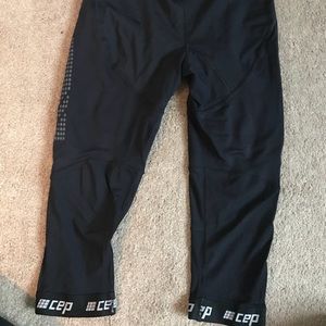 CEP compression 3/4 length capris size xl